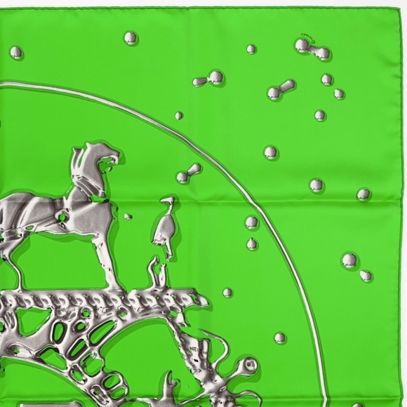 NWT Hermes Silk Scarf Carre 90 "Vif Argent" in Green - Picture 9 of 11